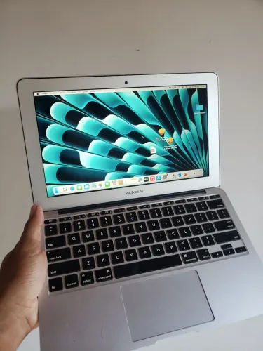 Macbook air mid 2013 11° polegadas funciona TUDO. Com caixa.
