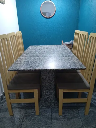 MESA TAMPO MÁRMORE C 6 CADEIRAS