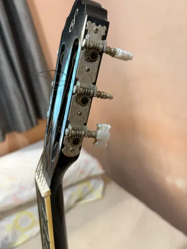 Violão pequeno usado em bom estado *LER DESCRIÇÃO*