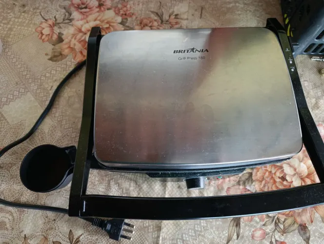 Grill e Sanduícheira