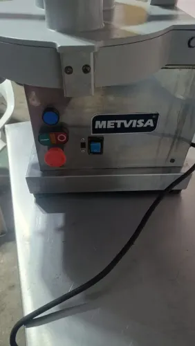 Pizzaria completa, masseira, processador fornor mesas