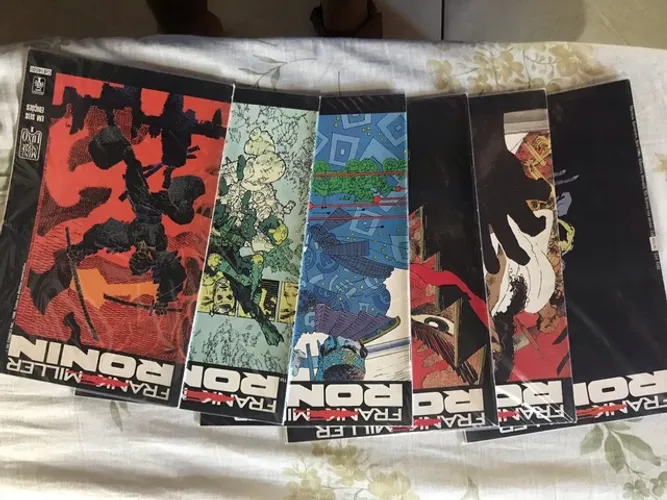 Mini-Série completa Ronin Frank Miller 6 volumes