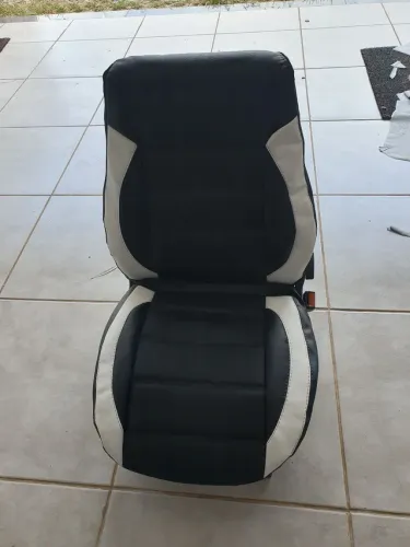 Capas de banco em.courvin automotivo para  tr4  fx branco 