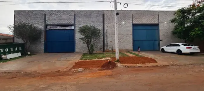 2 Galpões na Avenida Perimetral ao Lado do Shopping Passeio das Águas