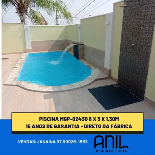 Ja - Piscina de fibra escada onda 6 x 3 x 1,30m