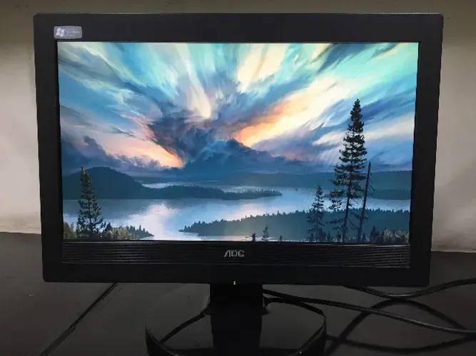 Monitor 15 polegadas AOC 519SW Loja Fisica teste e retire pessoalmente 11 3242-6364