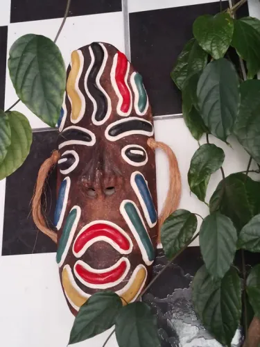 Máscaras africanas de argila 3 peças