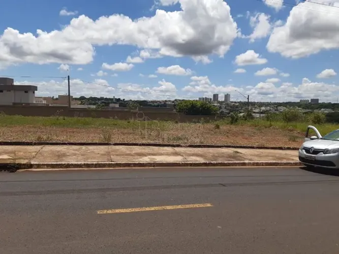Venda de Terreno / Comercial na cidade de Araraquara