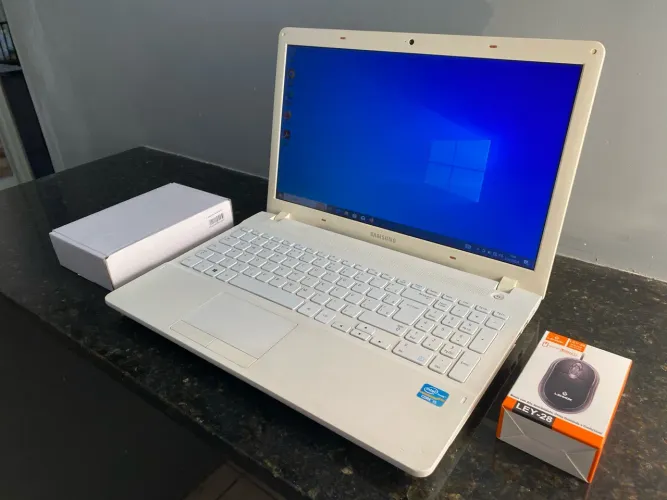 Notebook Samsung novíssimo e com garantia / com placa de vídeo 