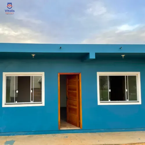 Casa em Imbituba, localizada no bairro Alto Arroio, a 200 metros até a lagoa de Ibiraquera