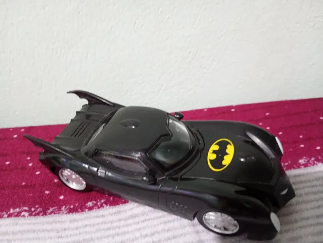 Miniaturas Batmóvel