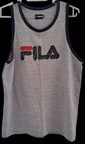 Camiseta Fila algodão Tamanho P