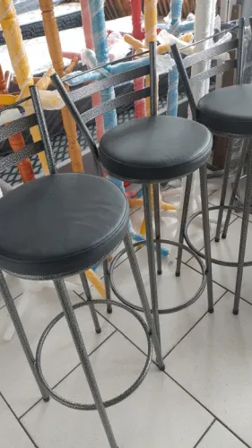 Banqueta bistrô 77 cm de altura