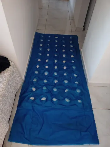Colchã inflável anti escaras