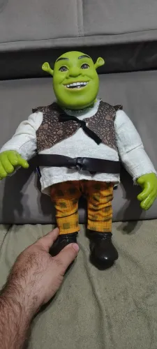 Shrek oficial bandeirante rico em detalhes