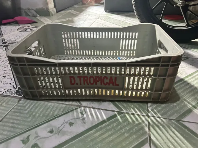 Vendo basqueta em perfeito estado