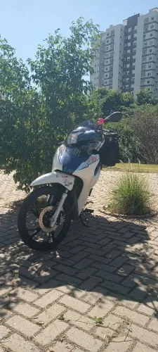 Blz 125 vendo,aceito troca com volta