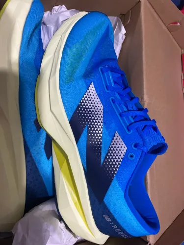 New Balance Rebel V4 tam 46