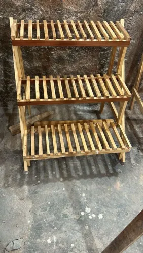 Estante de madeira pinus 