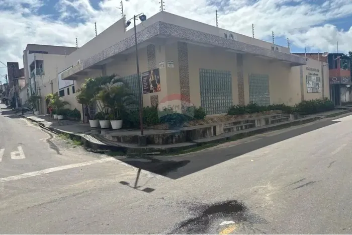 Oportunidade Comercial no Centro de Trairi/CE  Ideal para Lojas e Serviços!