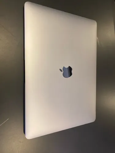 MacBook Air M1 (estado de zero)