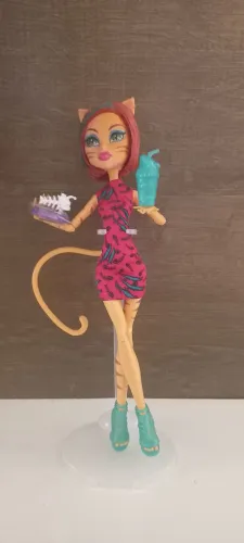 Boneca Toralei monster high