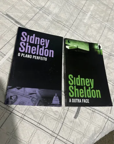 Livros Sidney Sheldon O Plano Perfeito e A Outra Fase