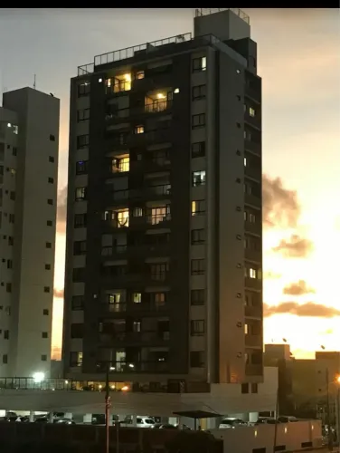 Alugo apartamento no AEROCLUBE , com 3 quartos e 86 m2