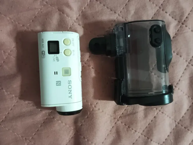 Câmera de Ação Sony HDR-AZ1
