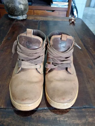 Bota Timberland Original 38/39. Couro 