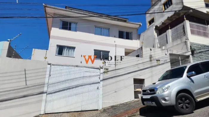 Sala no Bairro Estreito