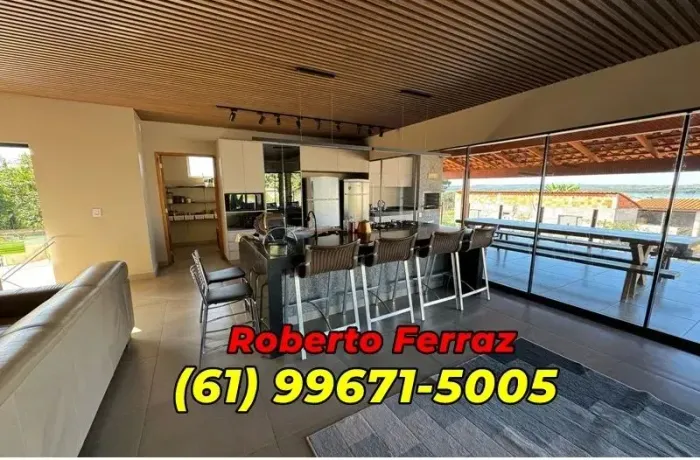 Linda Casa Corumbá IV, no Condomínio Villas Bouganville.