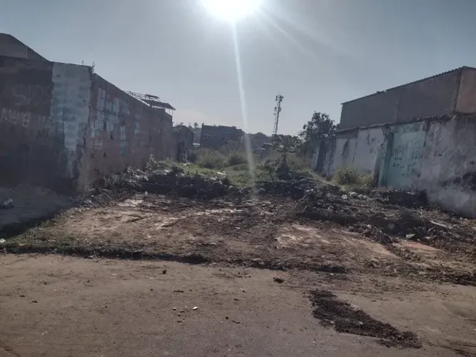 VENDE-SE TERRENO 12x30