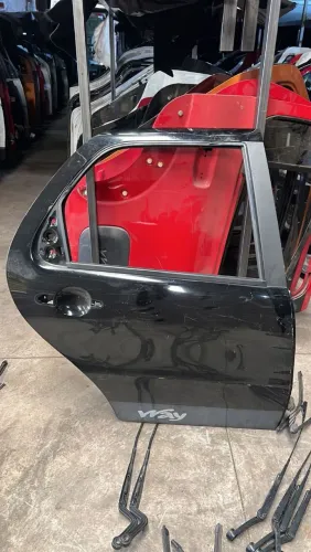 Porta traseira direita Fiat Palio Bolha original