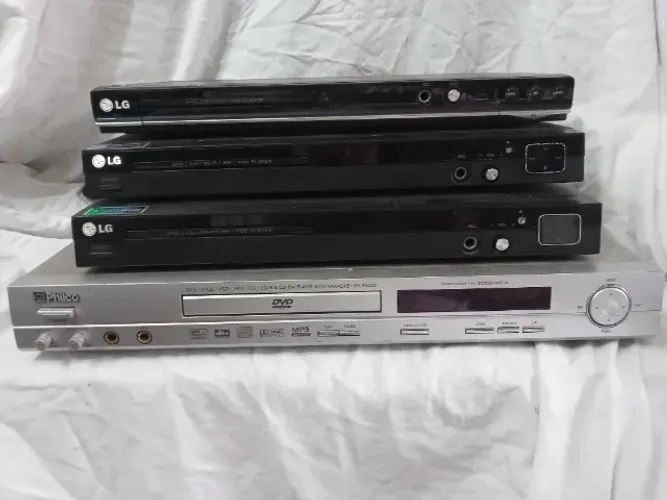 QUATRO APARELHOS DE DVD LG E PHILCO
