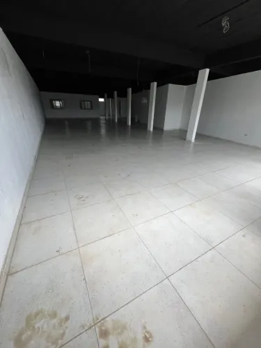 Alugo ponto comercial enseadas dos corais