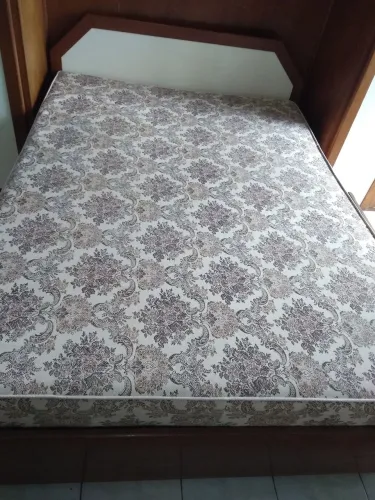Cama de casal box completa de madeira maciça legítima