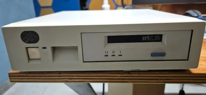 IBM 7206-001 SCSI TAPE DRIVE (SEM TESTE)