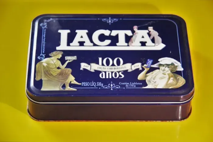 Lata Comemorativa 100 Anos Chocolates Lacta - 1912 - 2012