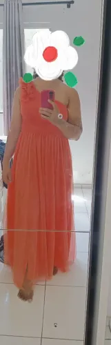 Vestido de festa com brilho 