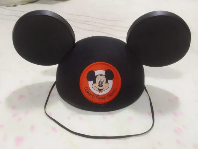 Mickey Mouse - Chapéuzinho.