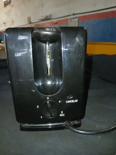 Torradeira para pão de forma.