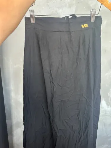 Short saia preto Maria gueixa.