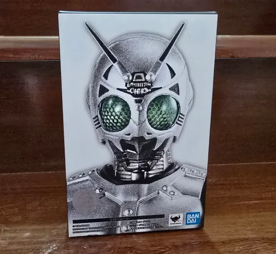 Shadow Moon SHF kamen rider black n jaspion