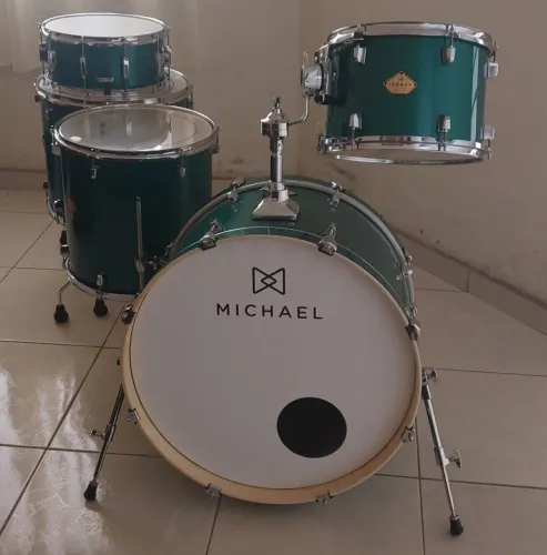Bateria Michael Legacy bumbo 24 13/16/18 CX 14x6,5 Verde Sparkle 