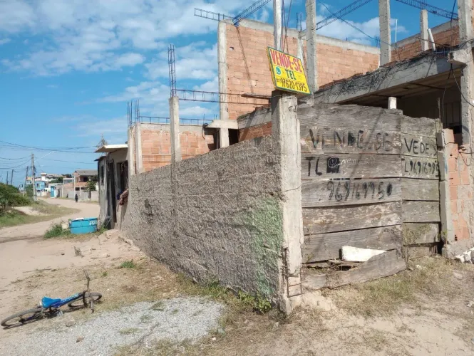 Vende-se terreno em Monte Alto(Arraial do Cabo)