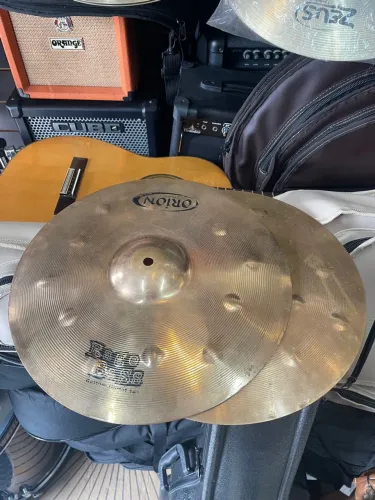 Prato hi hat Orion rage Bass 14? chimbal ótimo estado 