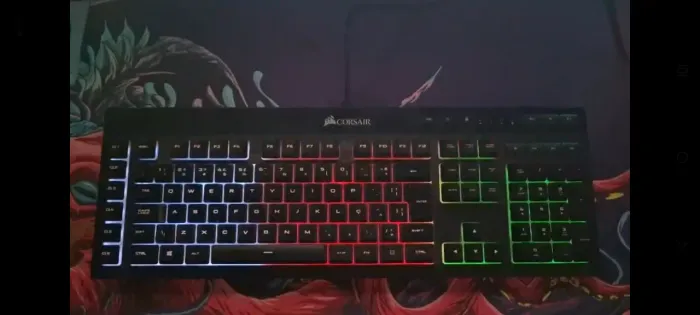 Teclado Gamer K55 RGB Corsair