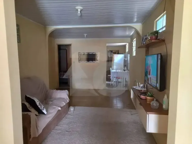 Casa de 198m² no Bairro América com 3 Quartos, 2 Banheiros e Garagem