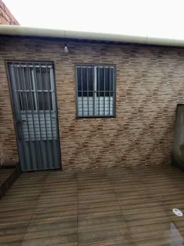 Casa em rua tranquila - ITACARANHA